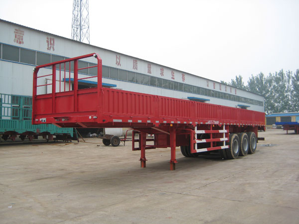倉(cāng)欄式半掛車(chē) 倉(cāng)欄式半掛車(chē)